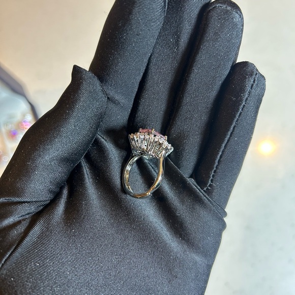 Sparkling Jewelry Set with box and Paper Bag - Picture 15 of 15